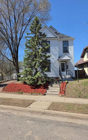 1722 5th Street NE, Minneapolis, MN 55413