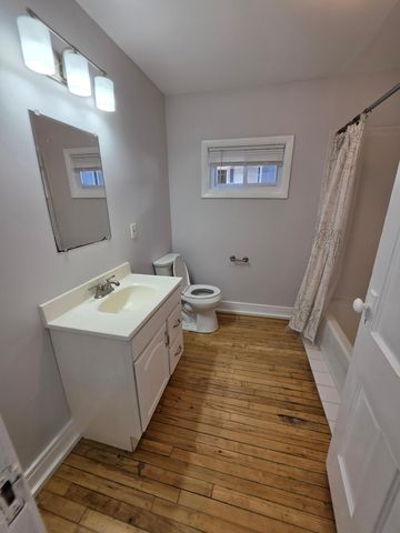 1722 5th Street NE, Minneapolis, MN 55413