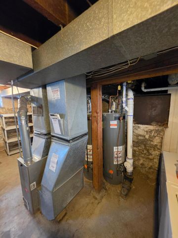 1722 5th Street NE, Minneapolis, MN 55413