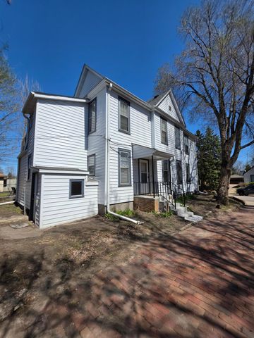 1722 5th Street NE, Minneapolis, MN 55413