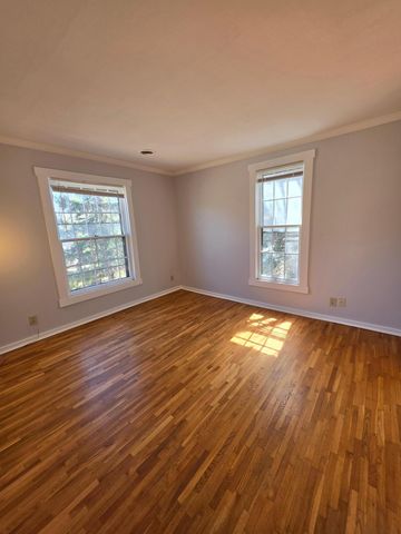 1722 5th Street NE, Minneapolis, MN 55413