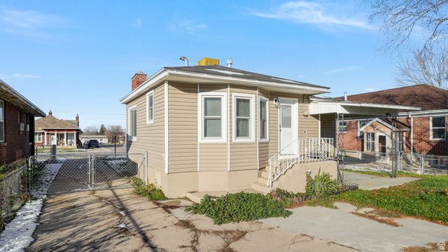 1116 S LIBERTY AVE, Ogden, UT 84404