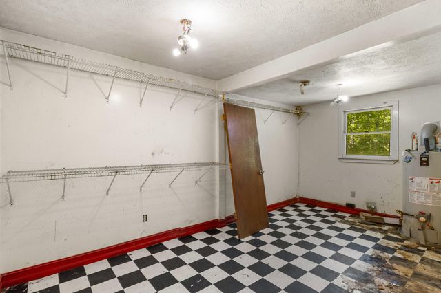 2115 Archie Rhinehart Parkway, Spencer, TN 38585