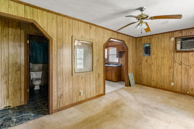 2115 Archie Rhinehart Parkway, Spencer, TN 38585