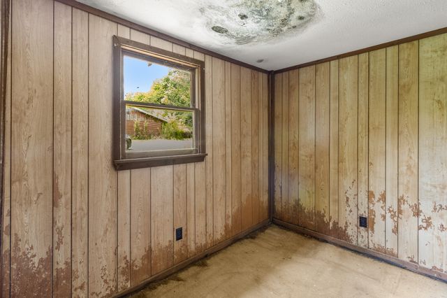 2115 Archie Rhinehart Parkway, Spencer, TN 38585