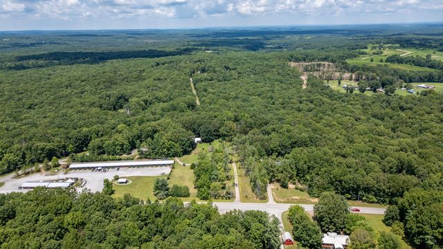 2115 Archie Rhinehart Parkway, Spencer, TN 38585