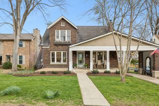 122 40th Ave, N, Nashville, TN 37209