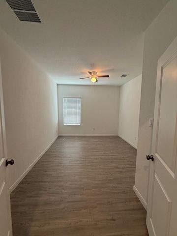 5817 Geronimo VIS, Seguin, TX 78155