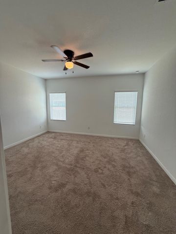 5817 Geronimo VIS, Seguin, TX 78155