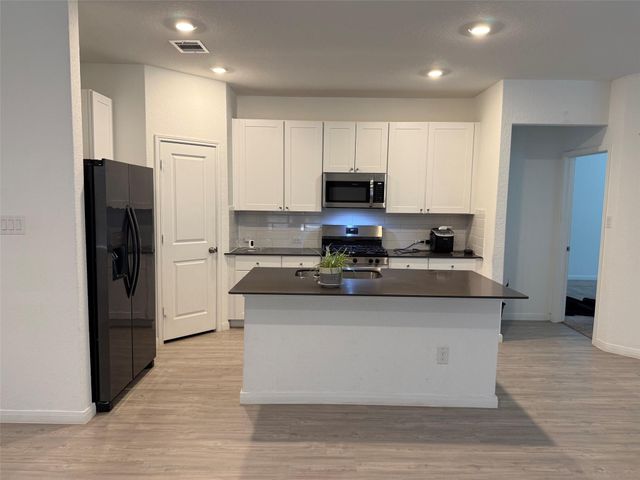 5817 Geronimo VIS, Seguin, TX 78155