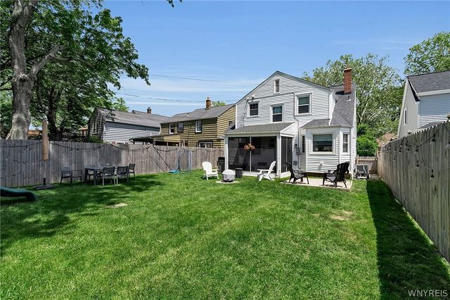 98 Byron Avenue East, Tonawanda, NY 14223