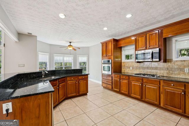 140 Lang Drive, Fayetteville, GA 30214