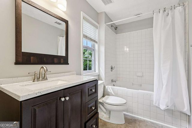 140 Lang Drive, Fayetteville, GA 30214