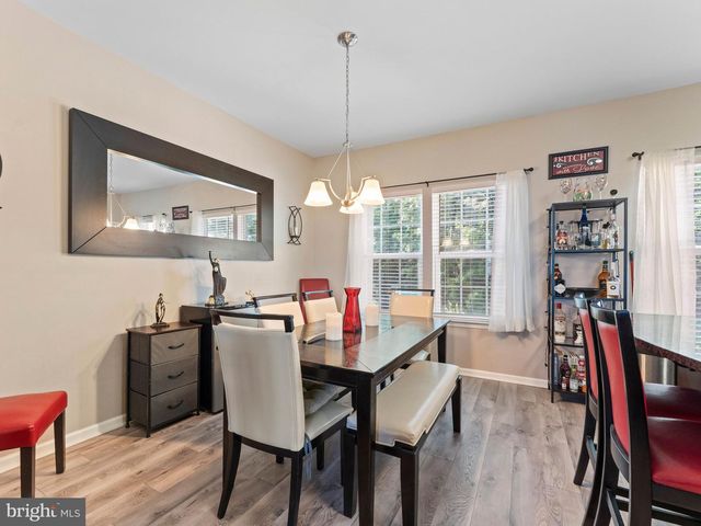 21 TAILOR LN, Sicklerville, NJ 08081