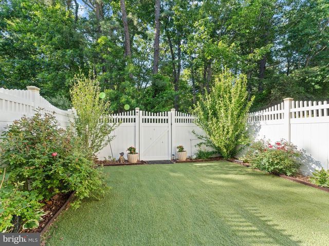 21 TAILOR LN, Sicklerville, NJ 08081