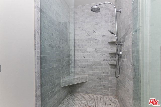 117 N Gale Drive 306, Beverly Hills, CA 90211