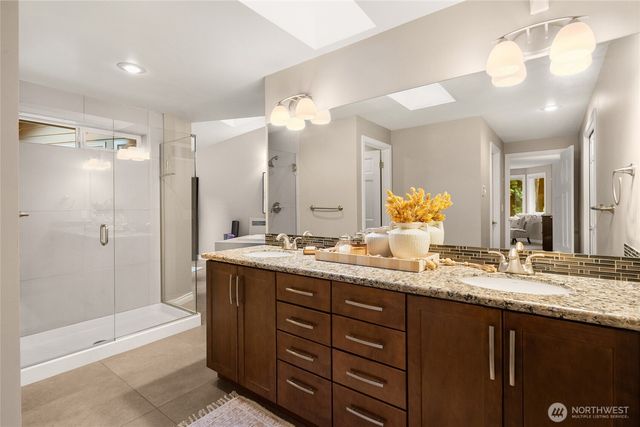14160 171st Avenue NE, Woodinville, WA 98072
