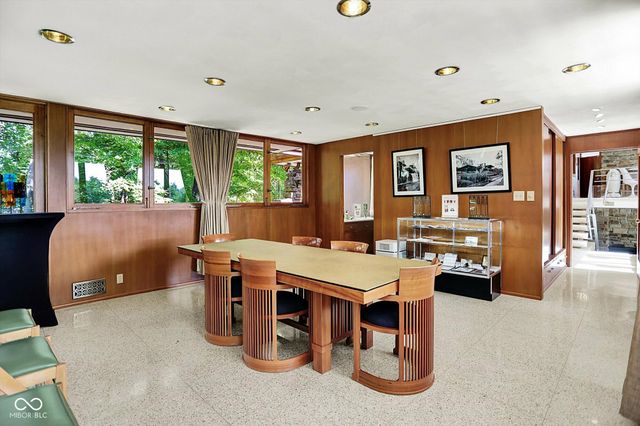 944 Fry Road, Greenwood, IN 46142