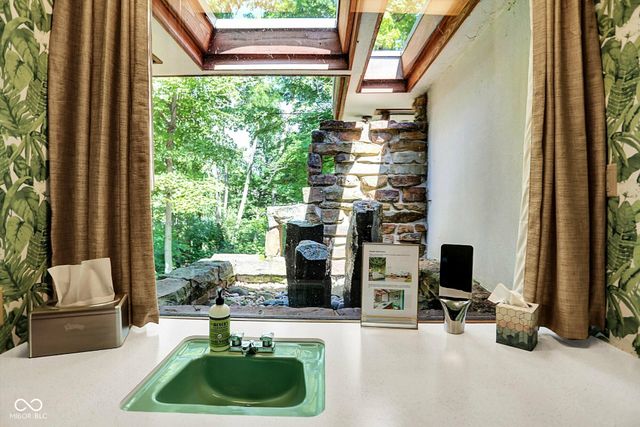 944 Fry Road, Greenwood, IN 46142