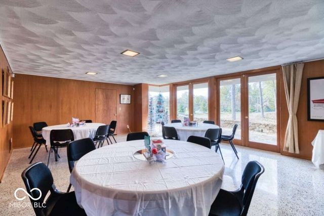 944 Fry Road, Greenwood, IN 46142