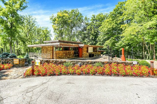 944 Fry Road, Greenwood, IN 46142