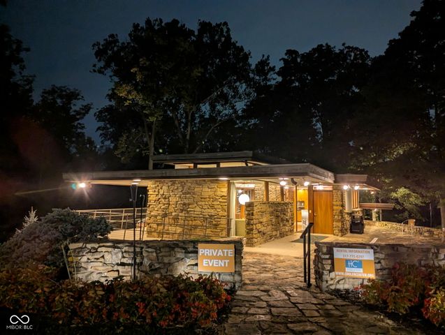 944 Fry Road, Greenwood, IN 46142