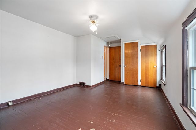 414 Sylvania Dr, Ross Twp, PA 15229