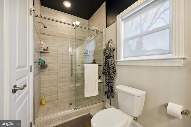 2137 N DARIEN ST, Philadelphia, PA 19122