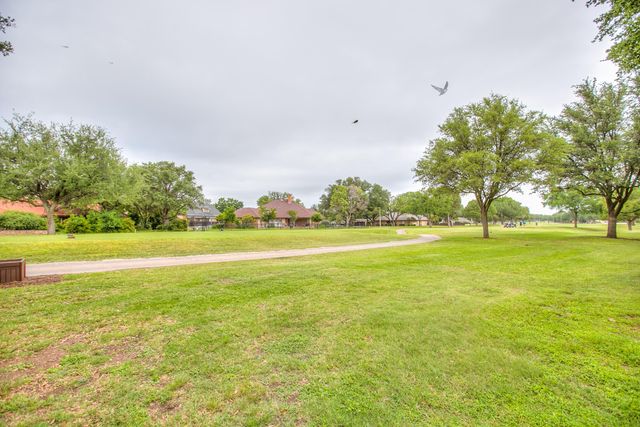 5235 Beverly Drive, San Angelo, TX 76904