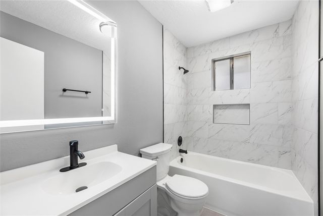 502 Frawley Street 2, Houston, TX 77009