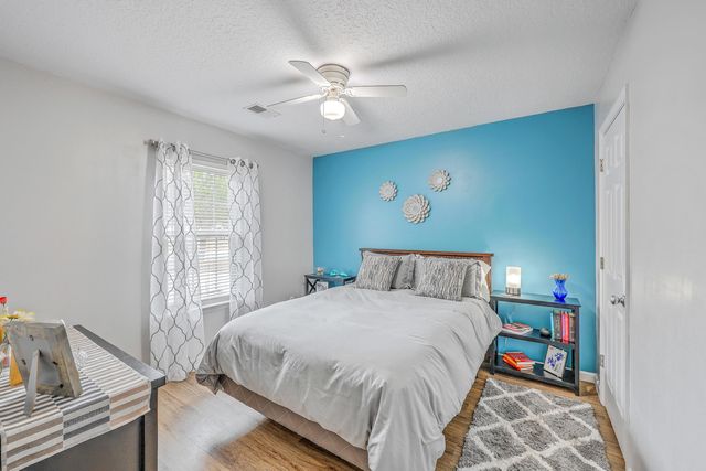 5201 Pomfret Street, North Charleston, SC 29418