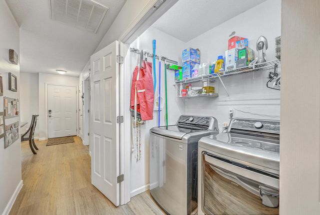 5201 Pomfret Street, North Charleston, SC 29418