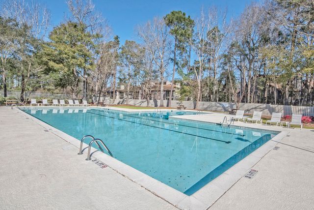 5201 Pomfret Street, North Charleston, SC 29418