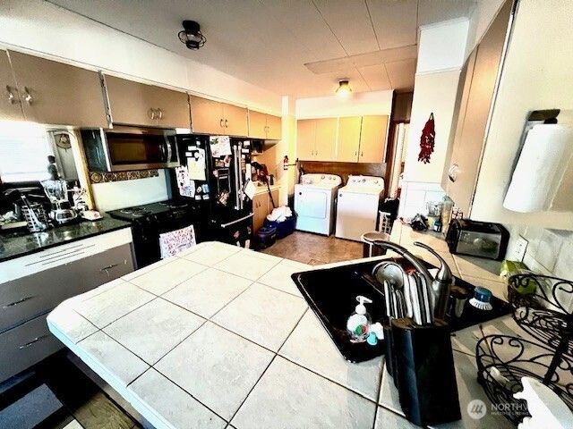 2368 Heritage Road, Walla Walla, WA 99362