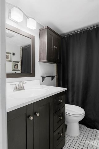 1050 N Corona Street 112, Denver, CO 80218
