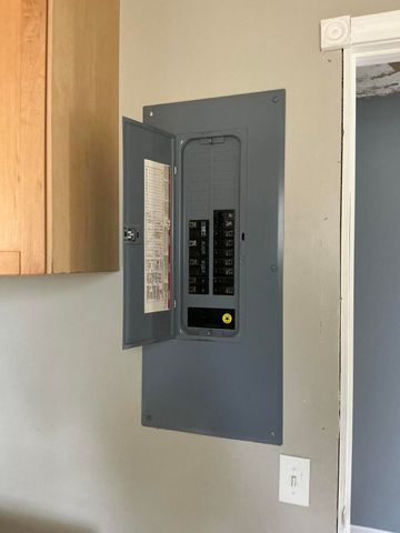 120 Marina Street, Houghton Lake, MI 48629