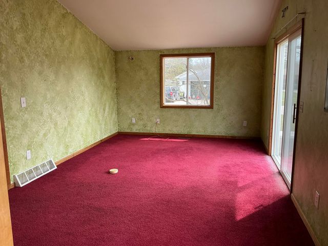 120 Marina Street, Houghton Lake, MI 48629