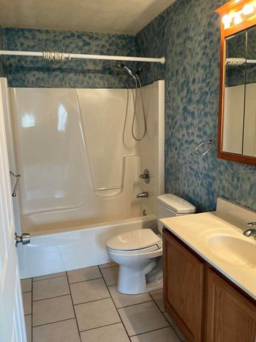 120 Marina Street, Houghton Lake, MI 48629