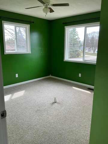 120 Marina Street, Houghton Lake, MI 48629