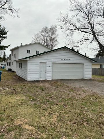 120 Marina Street, Houghton Lake, MI 48629
