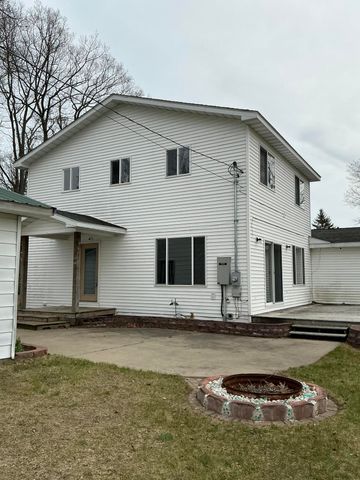 120 Marina Street, Houghton Lake, MI 48629