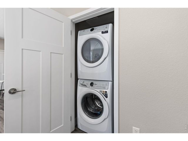 290 S Cherrywood Dr 101, Lafayette, CO 80026