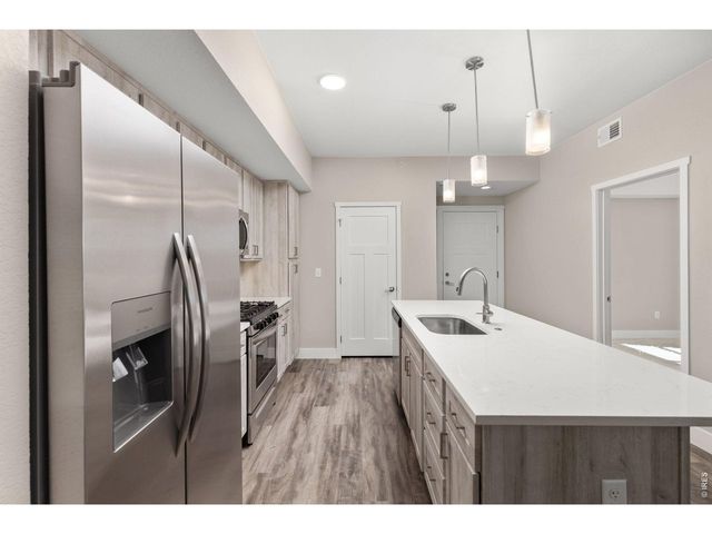 290 S Cherrywood Dr 101, Lafayette, CO 80026