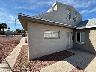 1601 Stewart Avenue 3, Las Vegas, NV 89101