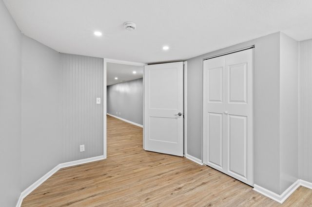 8300 16th Avenue S, Bloomington, MN 55425