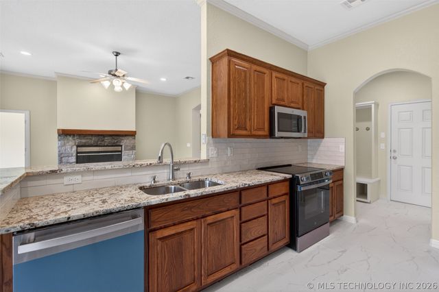 4526 E 141st Place S, Bixby, OK 74008
