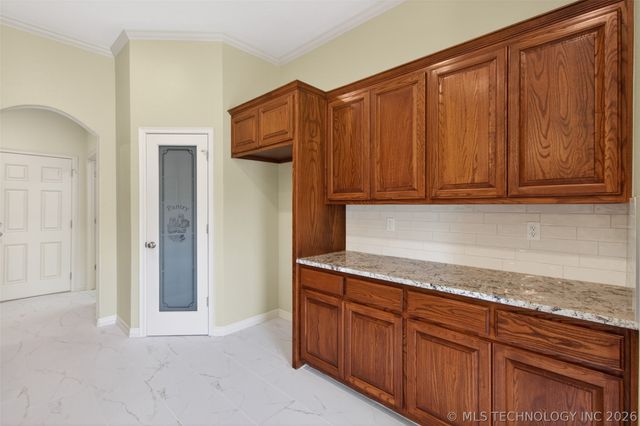 4526 E 141st Place S, Bixby, OK 74008