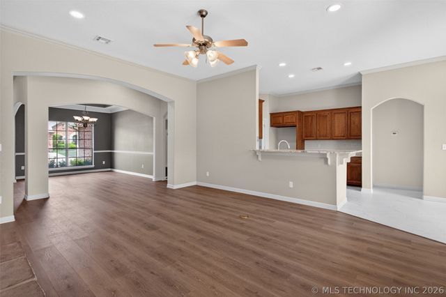 4526 E 141st Place S, Bixby, OK 74008