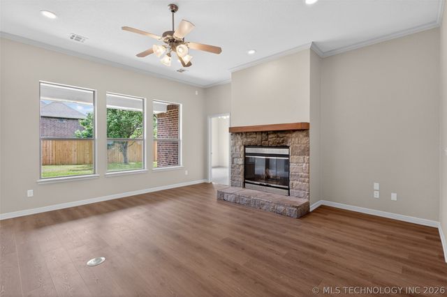 4526 E 141st Place S, Bixby, OK 74008