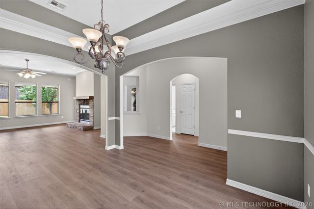 4526 E 141st Place S, Bixby, OK 74008